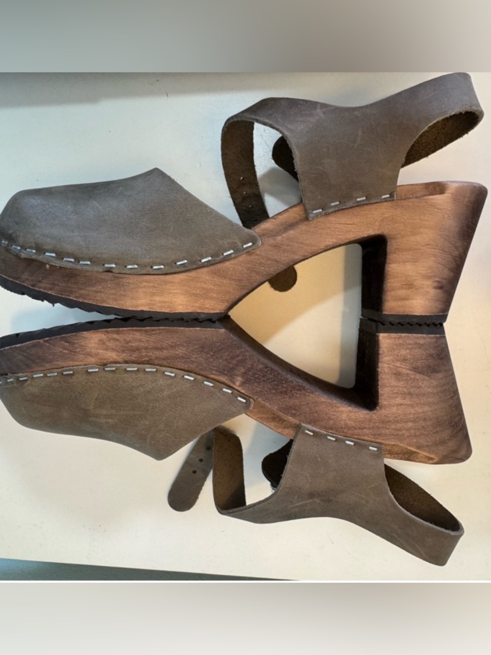 Lotta’s Taupe Leather  Clog Mules with Buckle 
Women’s SZ 38